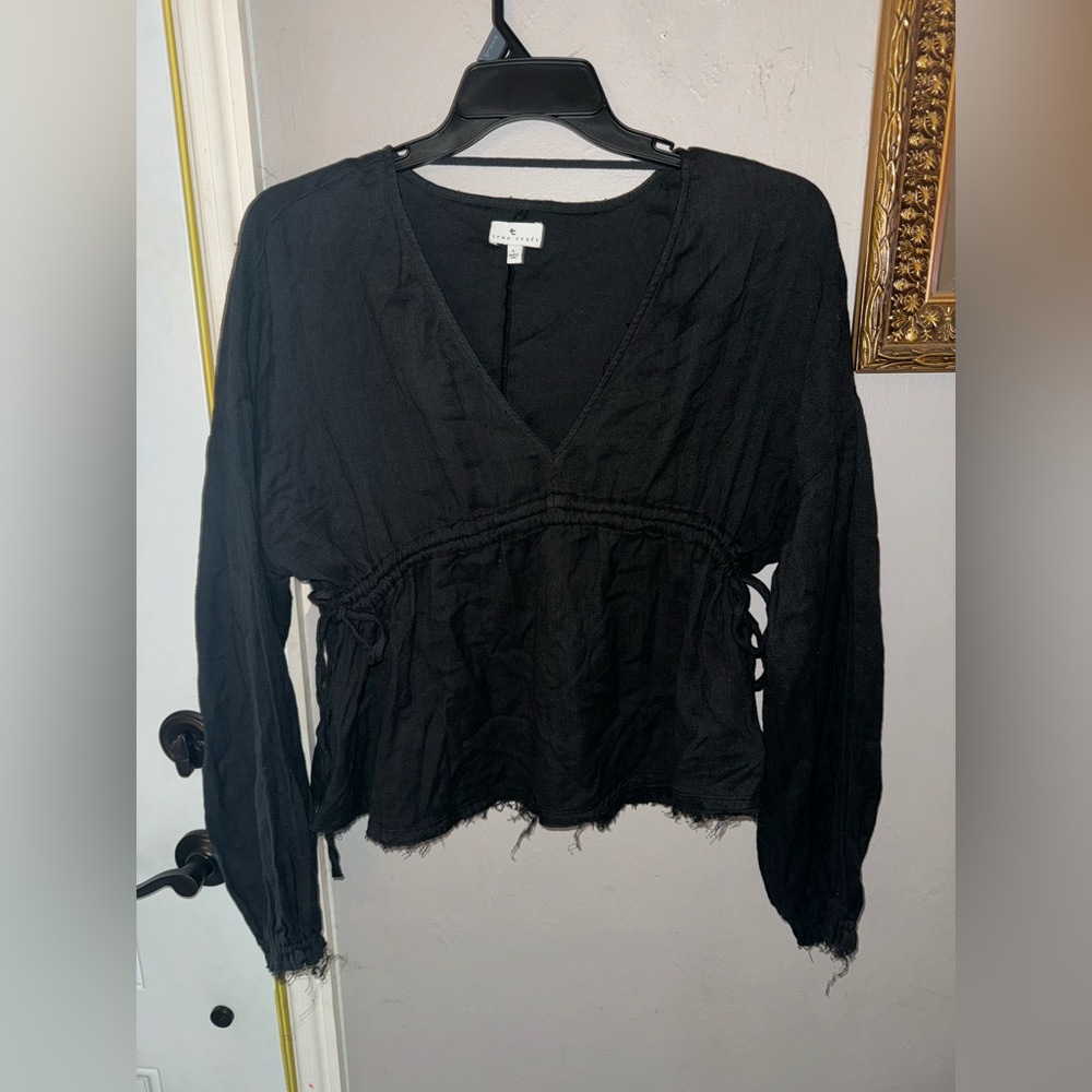 True Craft black distressed long sleeve top